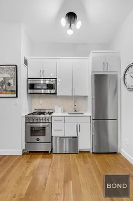 Rented by Bond New York | media 11