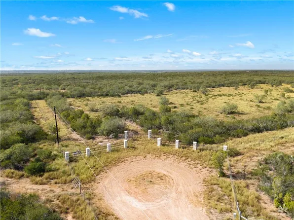 140 Paseo De La Mulada Rd, Rio Grande City, TX 78582