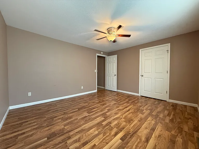 409 Lakeside Ave #6 — Photo 13