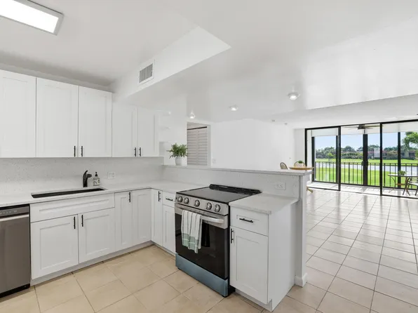 4545 Luxemburg Court #206, Greenacres, FL 33467