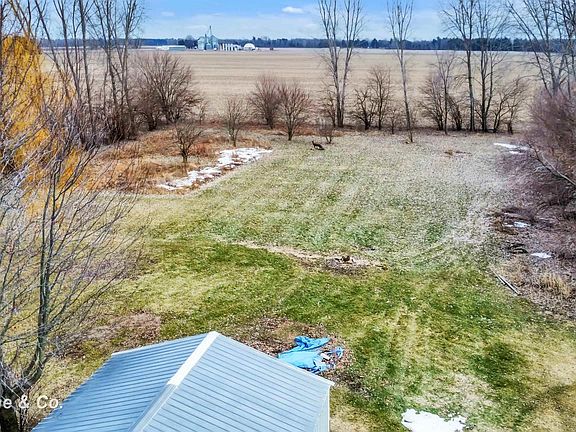 5th image of 2818 E Brooks Rd