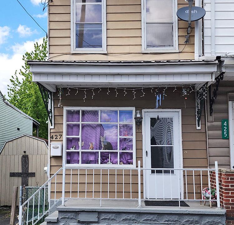 1st image of 427 W Atlantic St