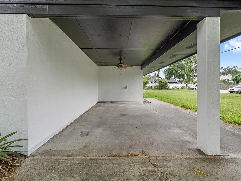 1440 Michigan Ave — Photo 3