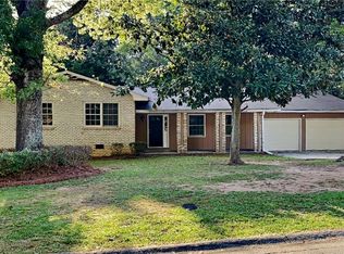 4385 Housworth Dr, Lithonia, GA 30038