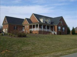 2101 Northbay Dr, Browns Summit, NC 27214