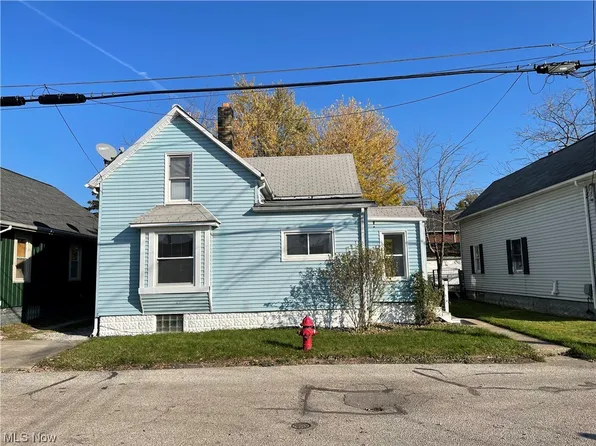 611 Marine St, Fairport Harbor, OH 44077