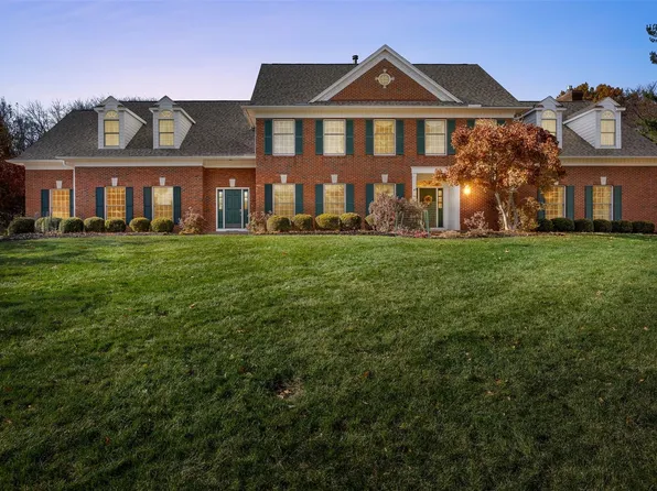 14 Oak Park Pl NE, Iowa City, IA 52240