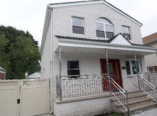 8031 257th St, Floral Park, NY 11004