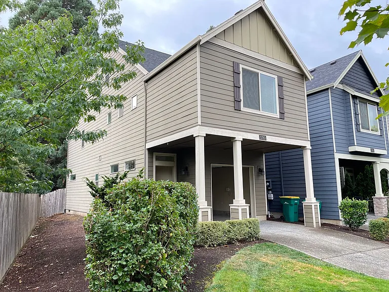 5783 SW Remington Dr — Photo 2