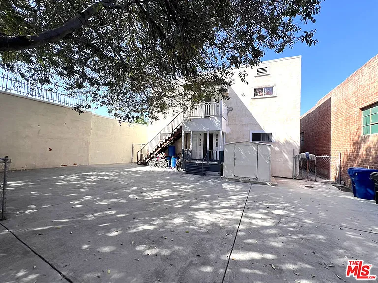 156 W 32nd St #6 — Photo 16