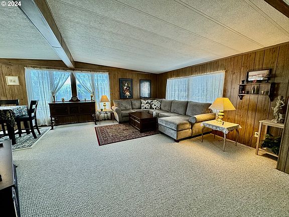 4th image of 17401 SE 39th St Unit 55