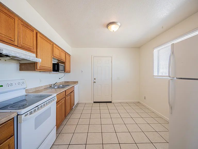 949 E Flint St, Chandler Az — Photo 9