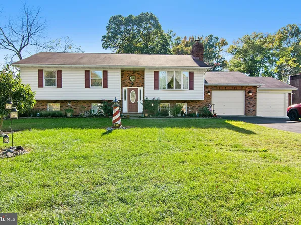 6919 Yale Rd, Middle River, MD 21220