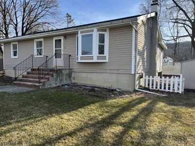 39 N Clark St, Ogdensburg, NJ, 07439
