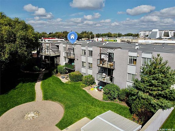 5th image of 2410 Louise St #23