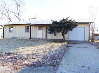 2906 N Kansas Ave, Topeka, KS 66617