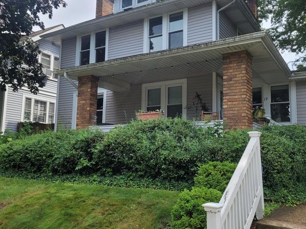 17 E Longview Ave
