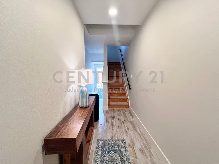 4830 Cedar Springs Rd #13 — Photo 2