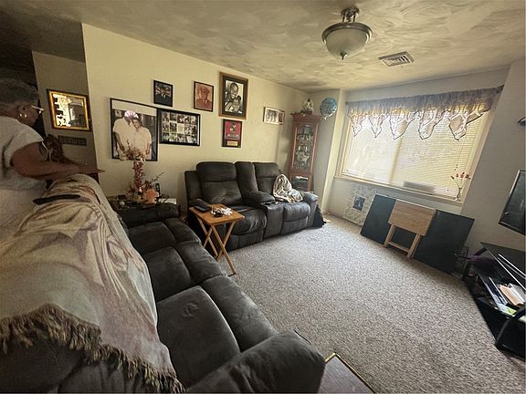 3rd image of 7955 Dollman Rd
