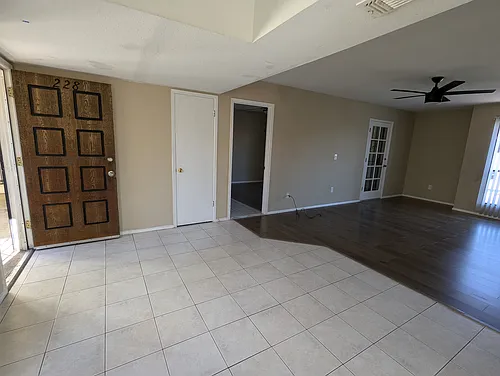 3119 W Cochise Dr Photo 1