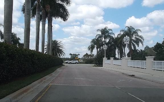 3rd image of 17072 NW 22nd St