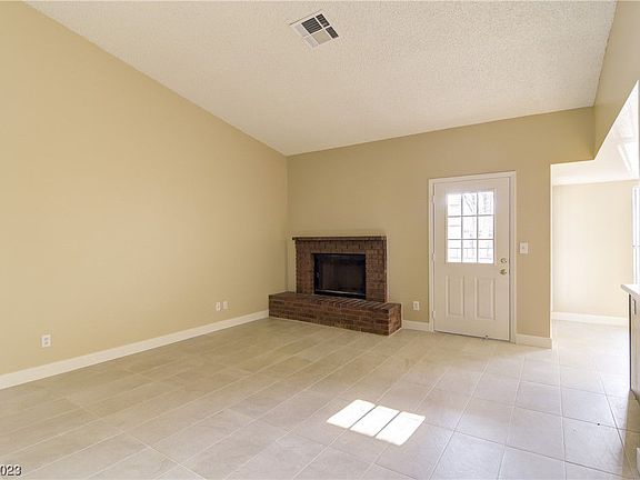 2nd image of 3769 Carlyle Dr APT 154