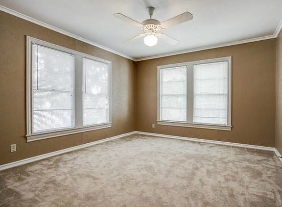 4th image of 7068 Clayton Ave