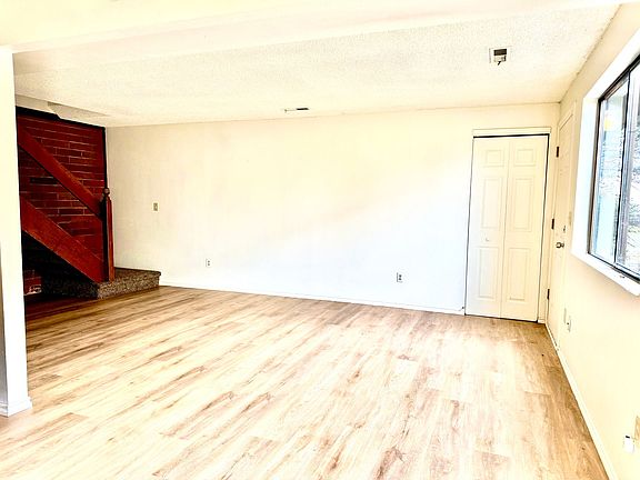 5th image of 1211 W Ivy Ave APT 203