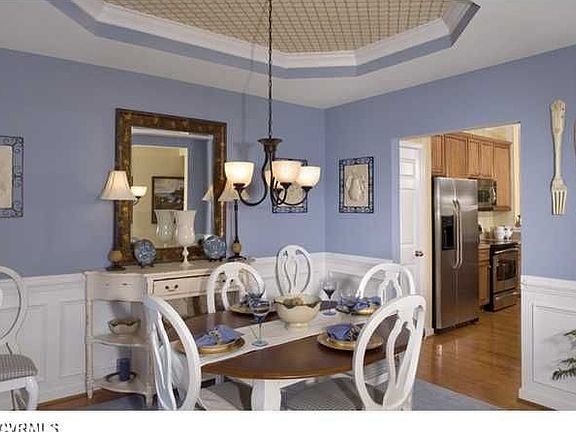 2nd image of 10308 Colony Bee Pl