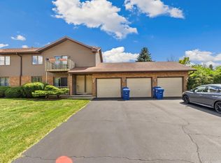 216 Pardridge Pl, Dekalb, IL 60115