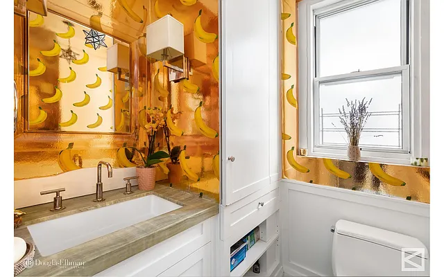 Sold by Douglas Elliman | media 15