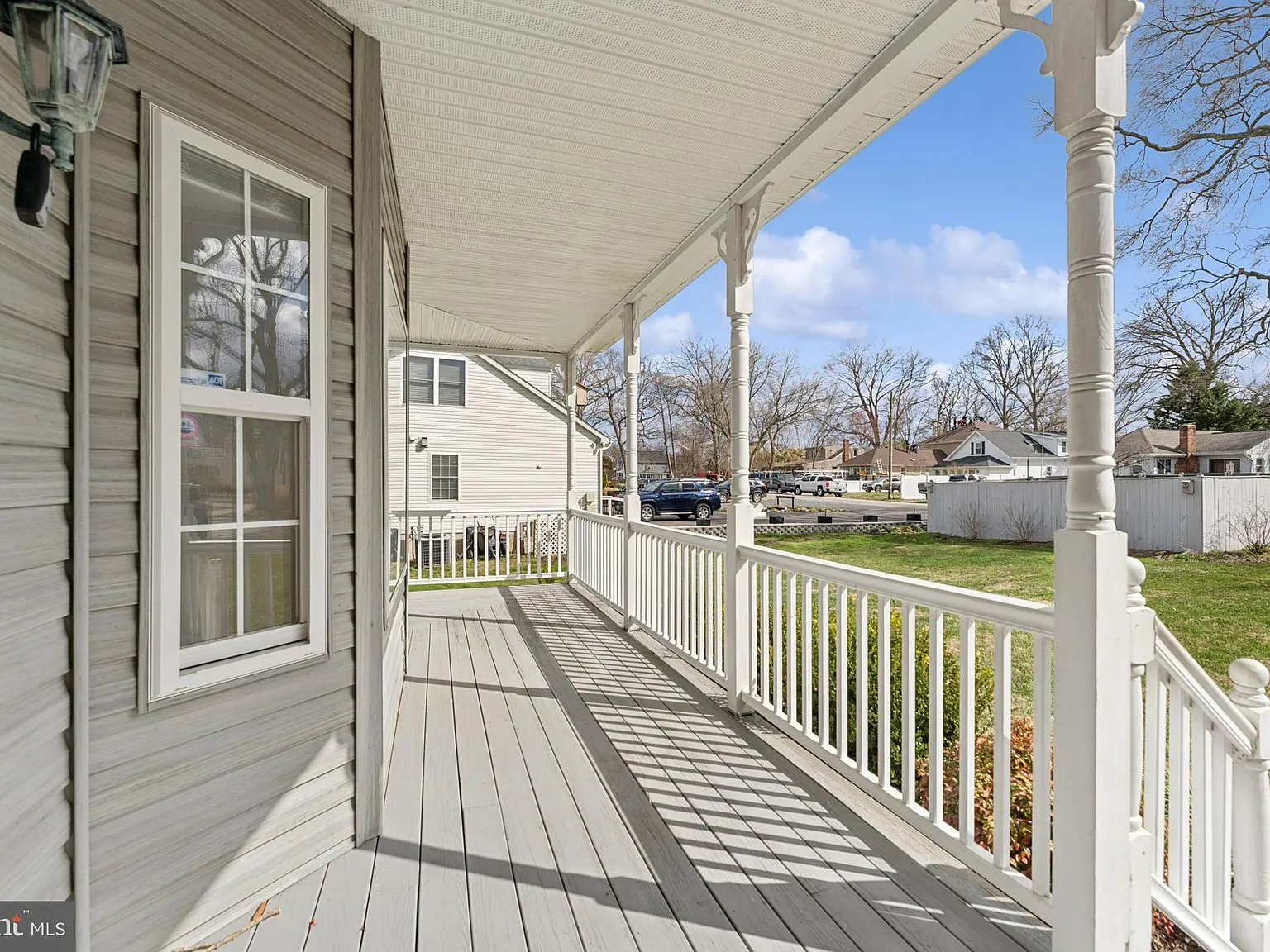 3 bed, 2.5 bath, 2285 sqft, $4,500 — Photo 4