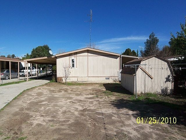 2nd image of 21287 Maple St