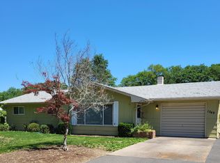 1549 Magnolia Ave, Medford, OR 97501