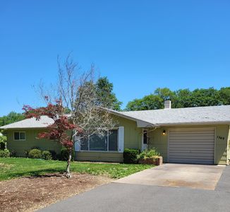 1549 Magnolia Ave, Medford, OR, 97501