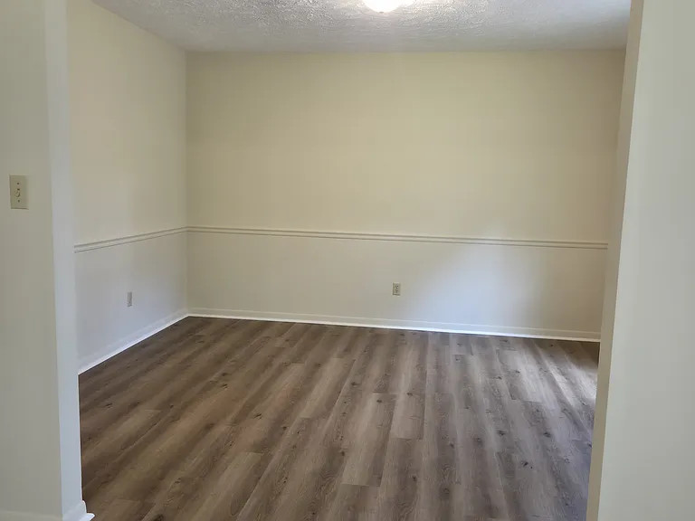 430 E Boston Ave — Photo 6