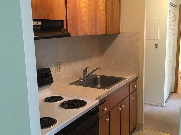 4th image of 310 12th Ave E APT 205