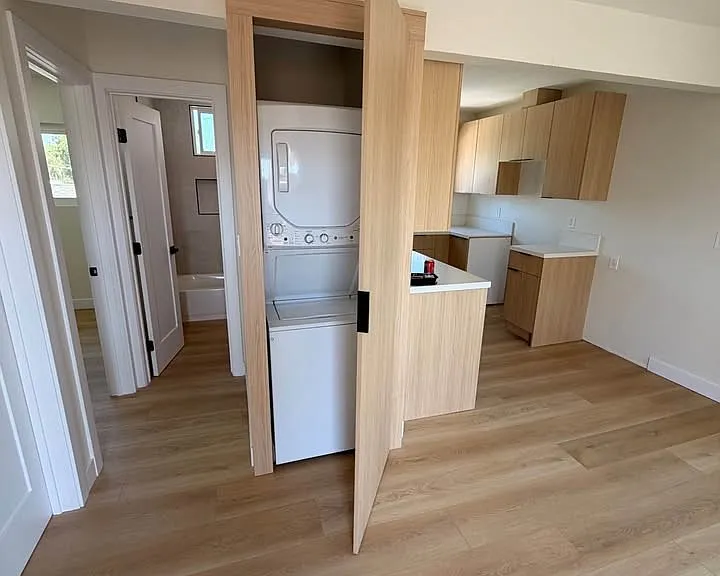 5630 Blackwelder St — Photo 2