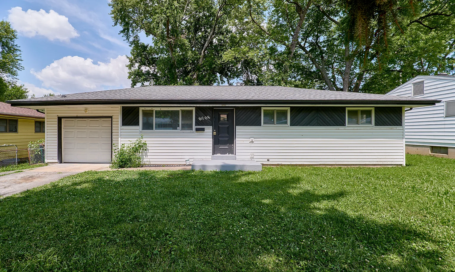 7021 Laupher Ln photo 1