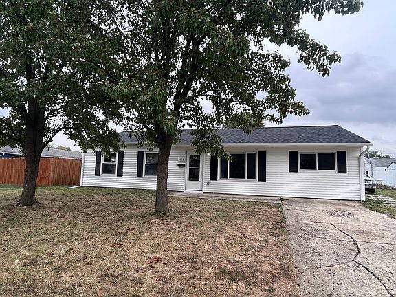 2nd image of 5002 Meadowbrook Dr