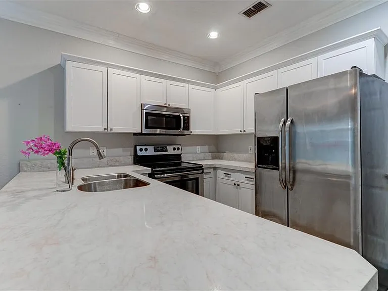 16305 Fairford Palms Ct — Photo 9