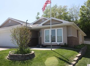120 W Deer Ln, Plattsmouth, NE 68048