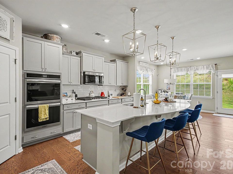 1st image of 163 Abersham Dr