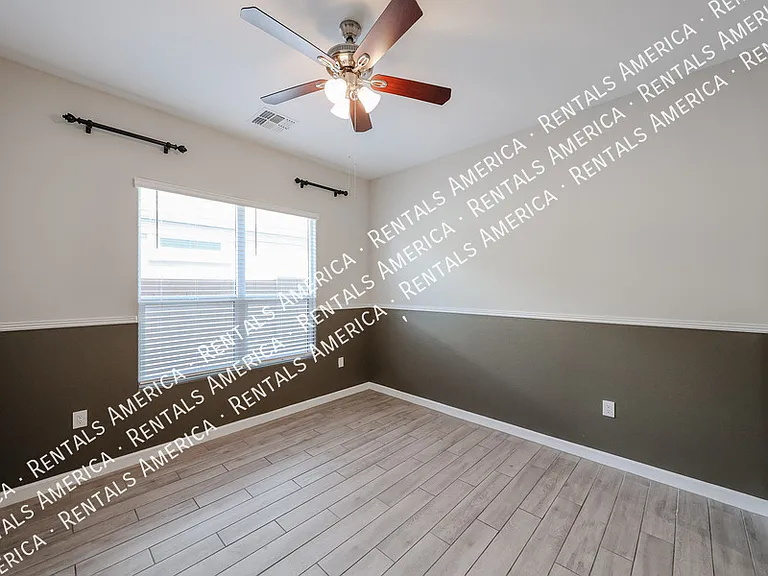 1829 E Saguaro Park Ln — Photo 12