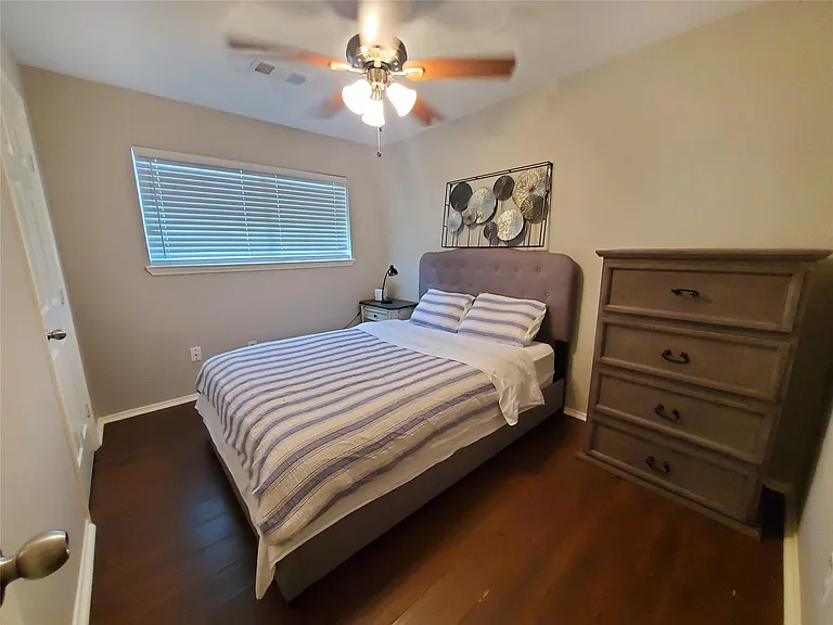 8815 Bellaire Blvd — Photo 18