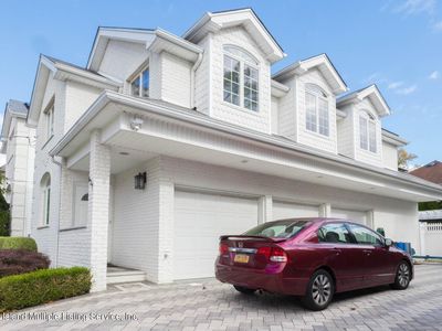 627 Rockaway St, Staten Island, NY, 10307