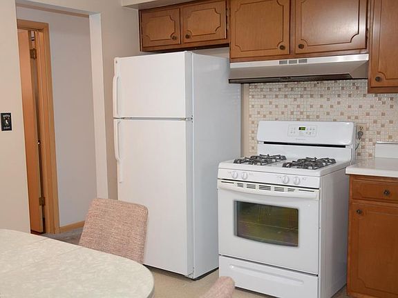 5th image of 4039 E 42nd St