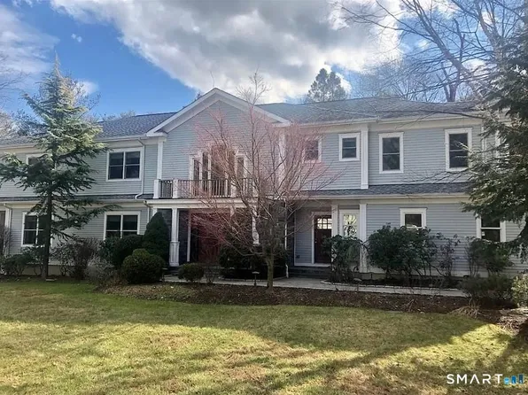 30 Stillview Rd, Stamford, CT 06902
