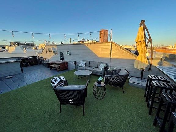 2nd image of 2411 N Hall St APT 10