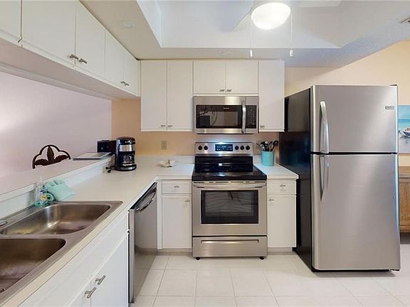 5th image of 4121 Lorene Dr Unit 303